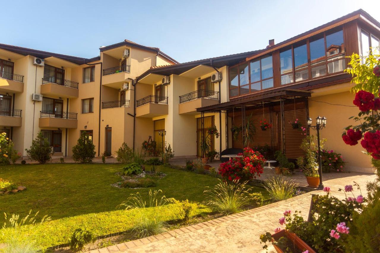 Ravda Bay Guest House ภายนอก รูปภาพ