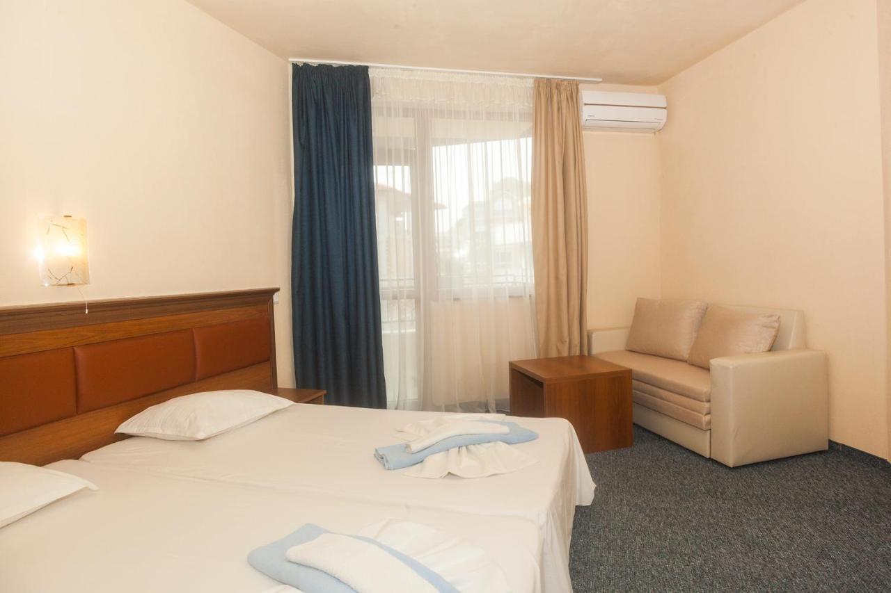 Ravda Bay Guest House ภายนอก รูปภาพ