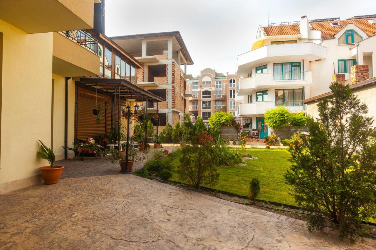 Ravda Bay Guest House ภายนอก รูปภาพ